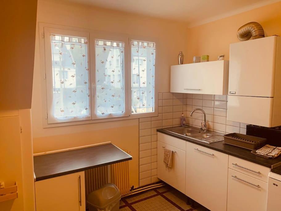 Grand Appartement Au Calme 2 Chambres Quimper Exterior photo